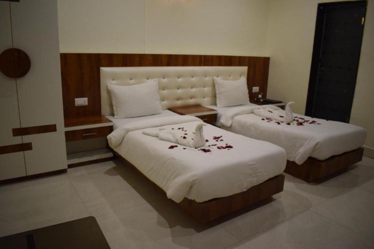 Hotel The Hills, Ambikapur Exterior photo
